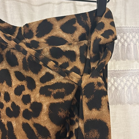 Cheetah print skirt - Picture 3 of 5